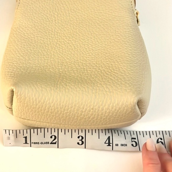 Valentina,Leather Supple Crossbody Bag, Excellent Condition, Size Small - Picture 8 of 8